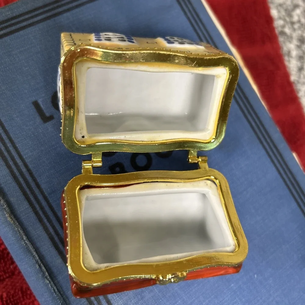 Vintage Hinged Trinket Box House Pottery Cottage